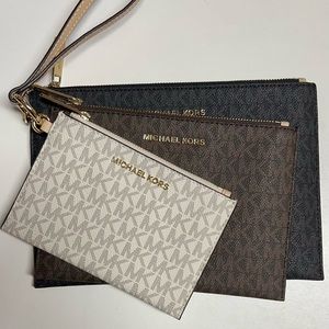 Michael kors trio pouch